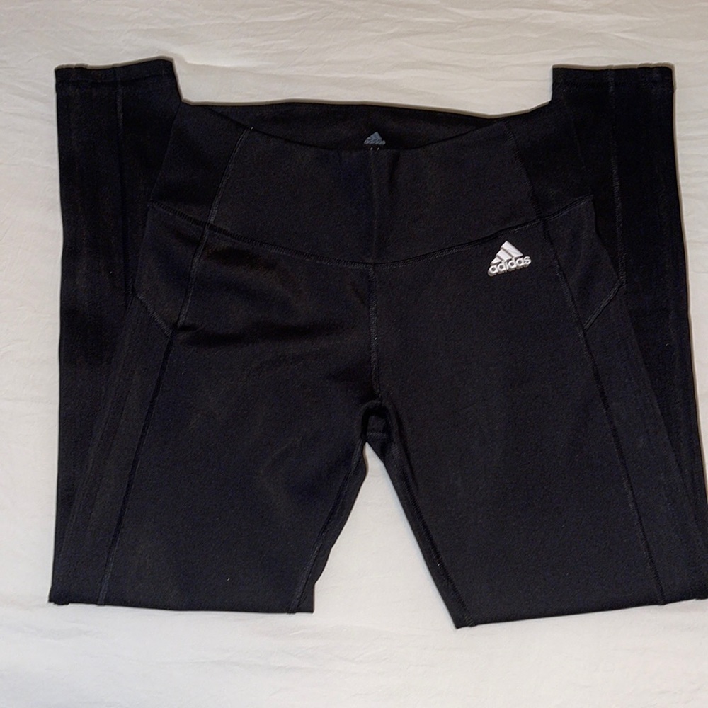 Adidas Climate 3stripe leg.
